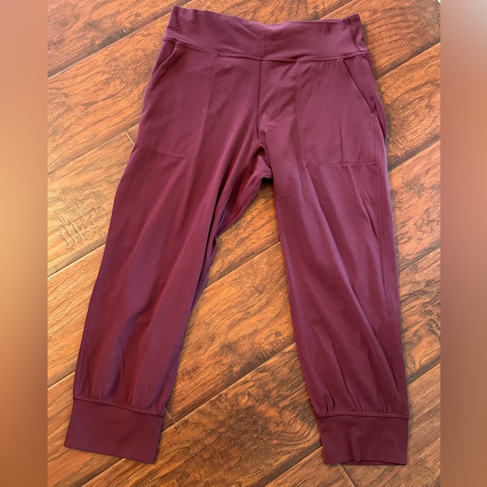 Women’s Lulu lemon Size 10 Joggers